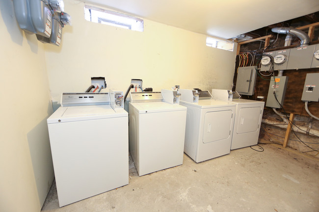 Laundry room - 1447 N 17th St