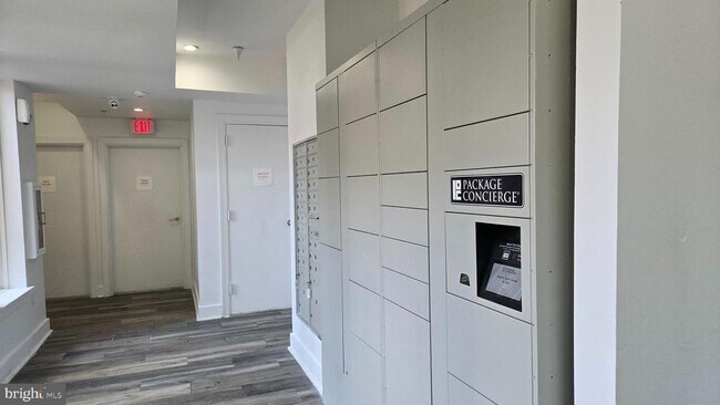 Building Photo - 818 Bladensburg Rd NE