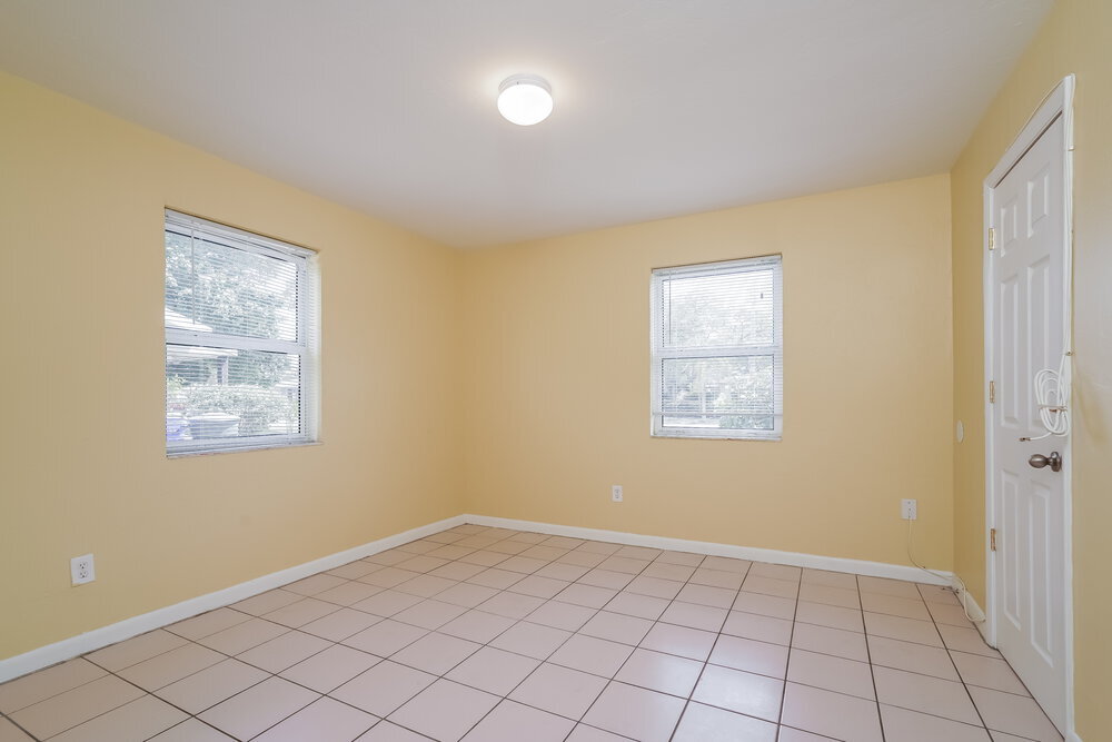 Building Photo - 1887 Sunset Pl