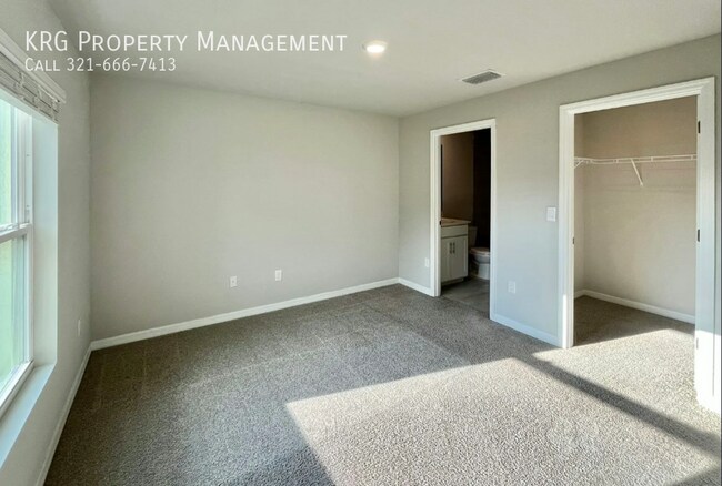 Building Photo - 5029 S Rosebud Cir