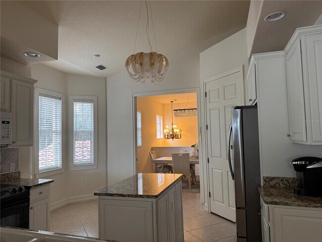 Building Photo - 54 Camino Real