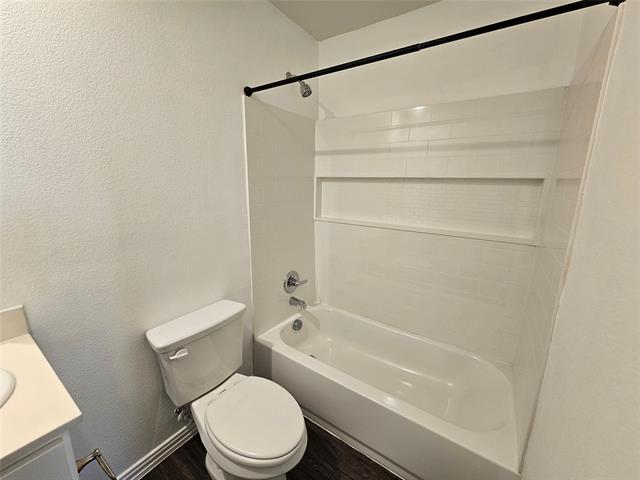 Building Photo - 5113 Avenue G