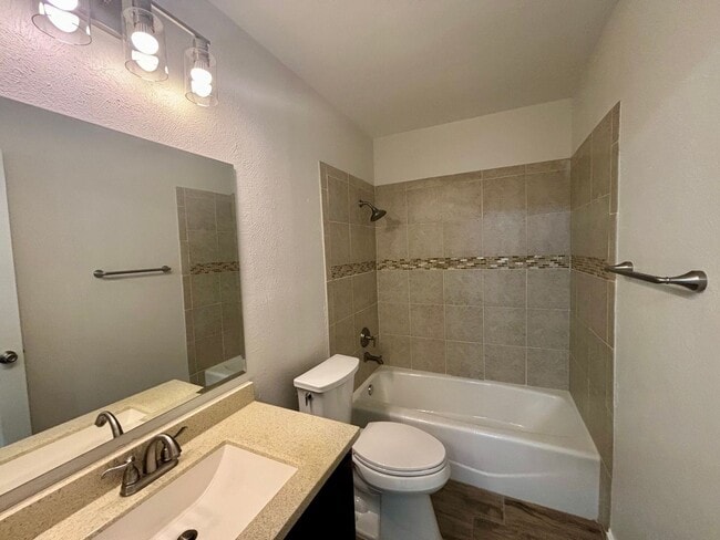 Building Photo - Brown Bark