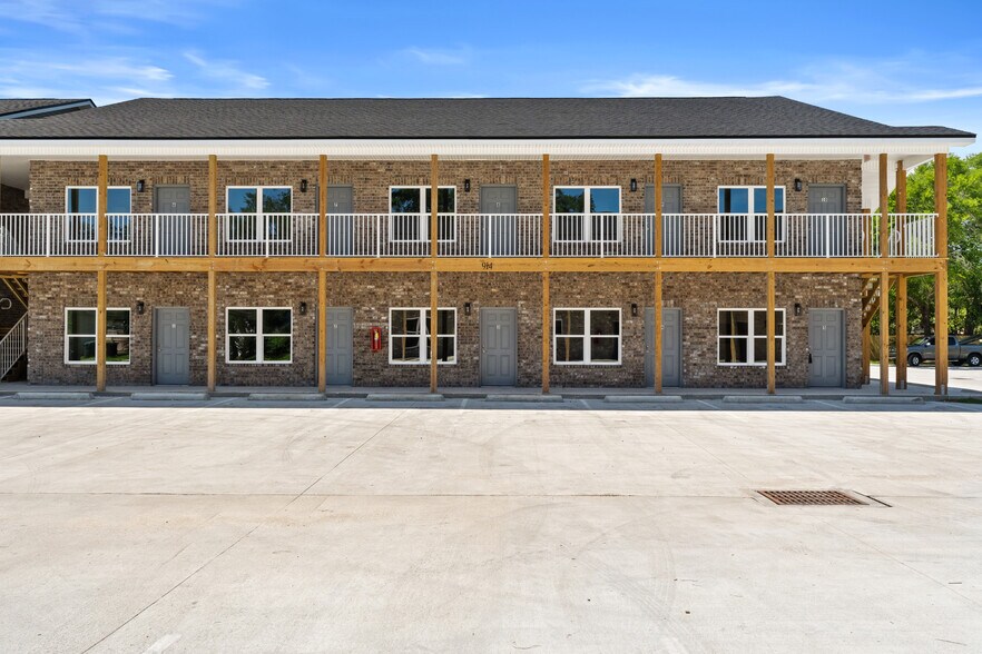 Building Photo - 914 Barrow St