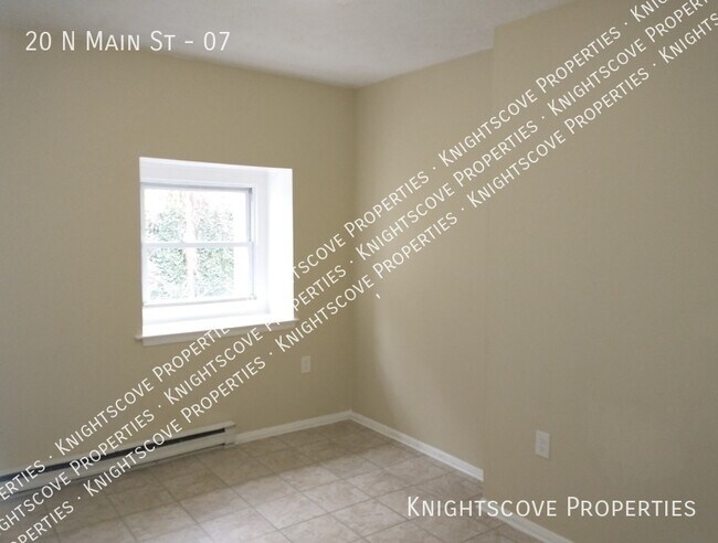 Building Photo - 20 N Main St