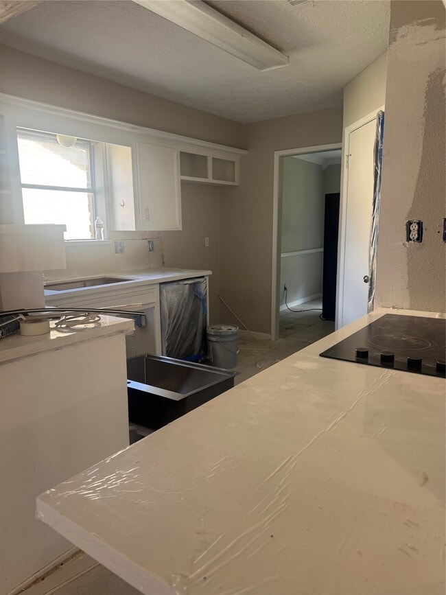 Building Photo - 21430 Park Brook Dr