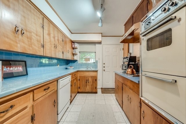 Building Photo - 6525 E Mockingbird Ln