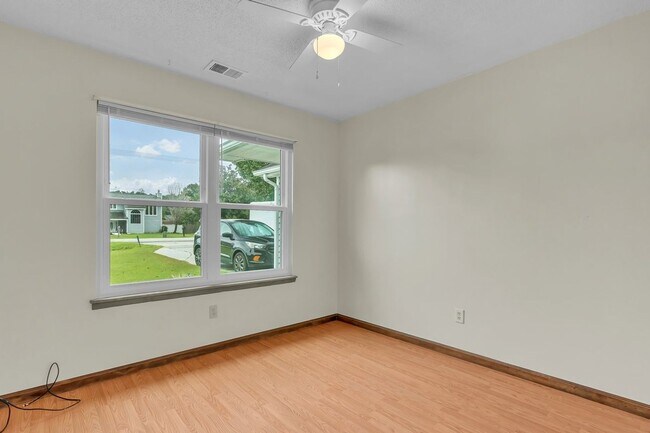 Building Photo - 295 Riggs Rd