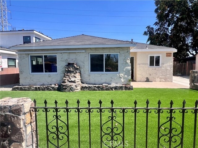 Building Photo - 4748 Garrick Ave
