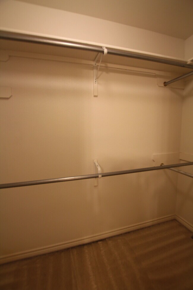 Building Photo - Lease Takeover Opportunity Available! 3 Bedroom Home in Flint!