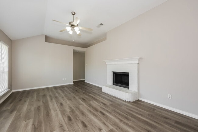 Building Photo - 2612 Pearl