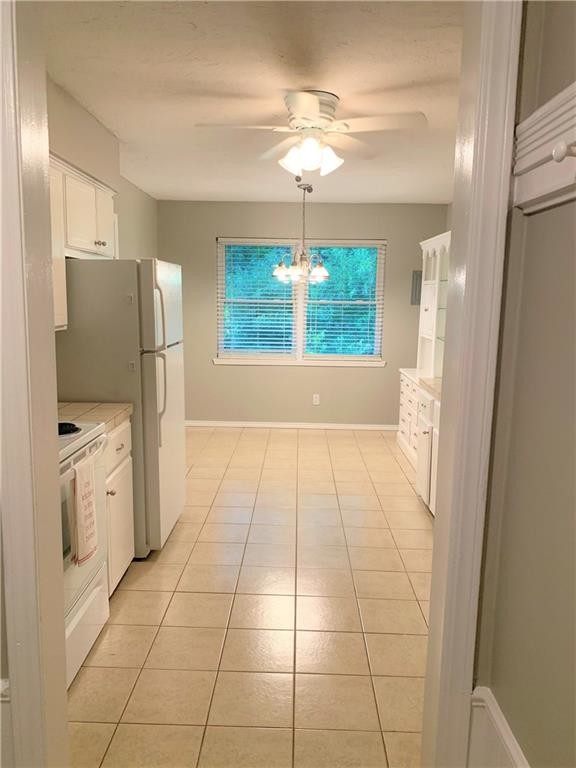 Building Photo - 1713 E Lindsey St