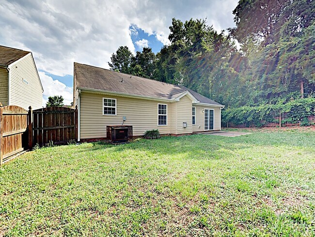 Building Photo - 7105 Angela Marie Ct