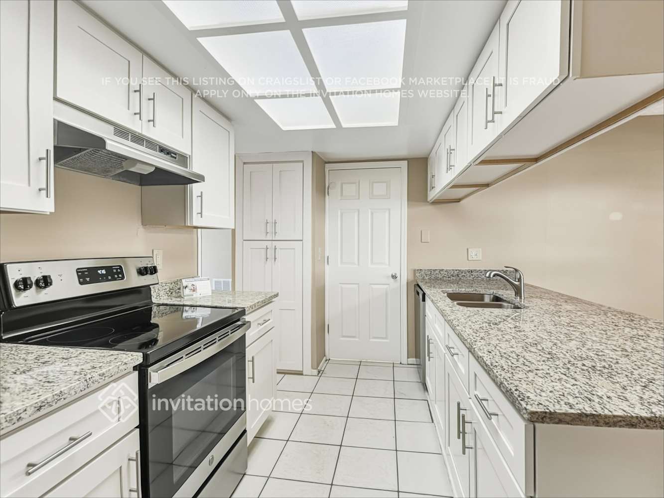 Building Photo - 612 Limetree Dr