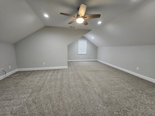 Building Photo - 104 Pioneer Trails Dr