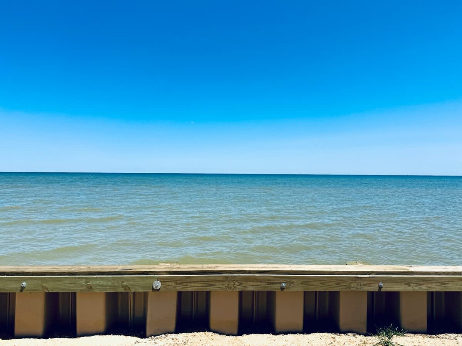 Building Photo - 15378 Holly Dr