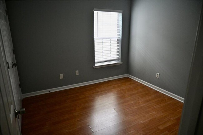 Building Photo - 1563 Rachel's Ridge NW