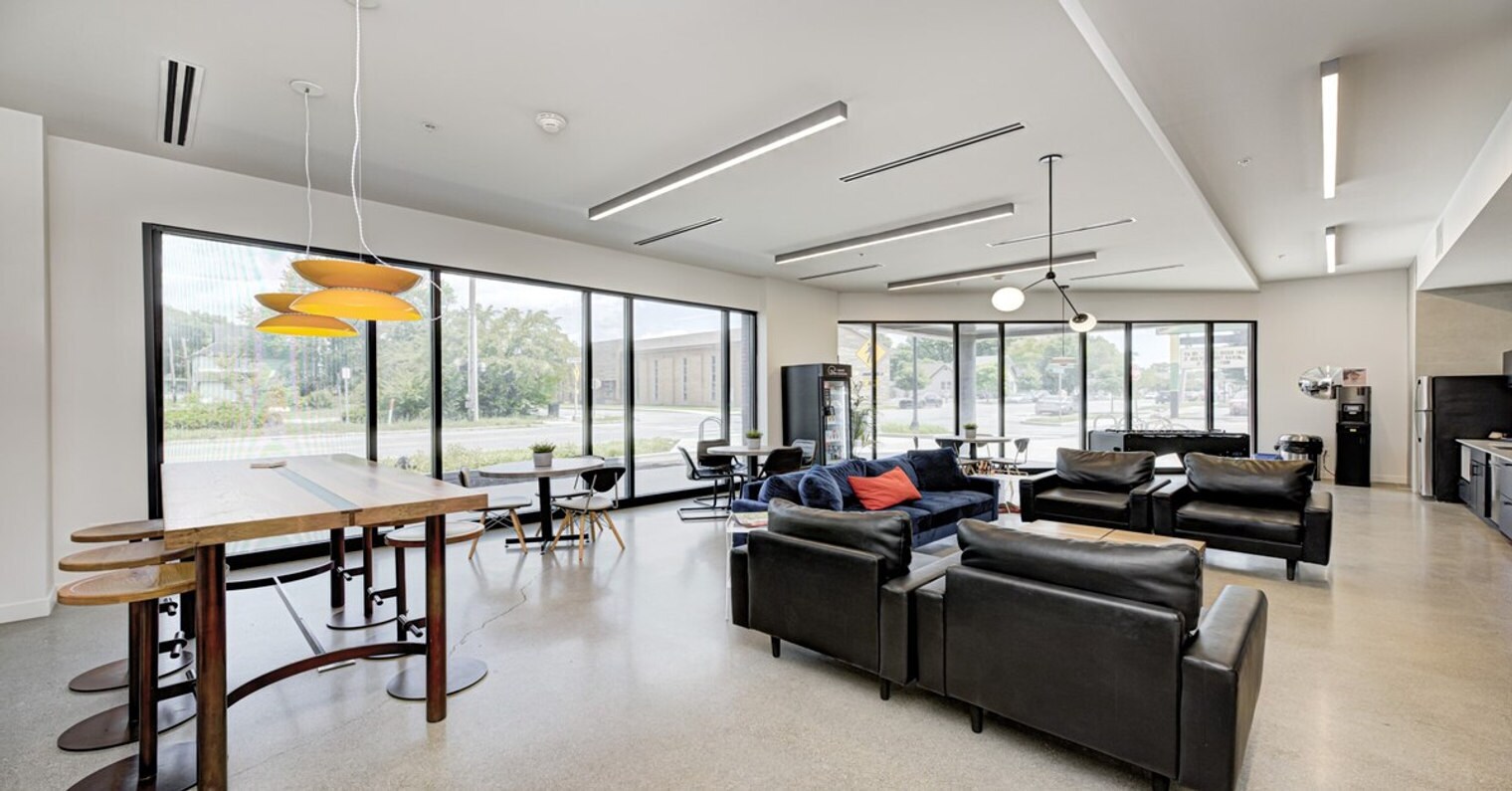 Building Photo - 1420 Prospect St