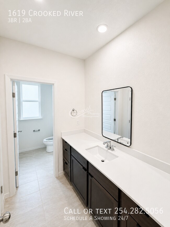 Building Photo - 1619 Crooked River