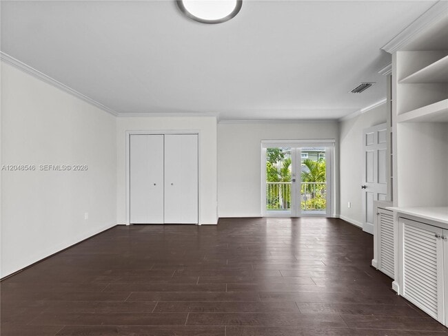 Building Photo - 651 S Mashta Dr