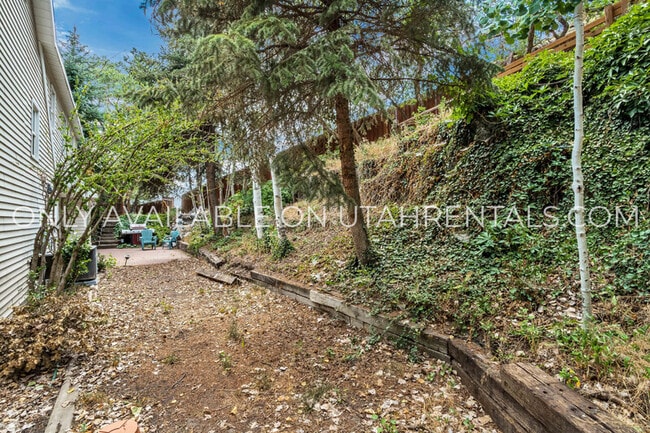 Building Photo - 3676 N 870 E