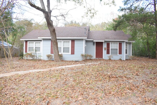 Primary Photo - 1623 E Main St