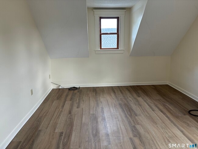 Building Photo - 1310 Stanley St