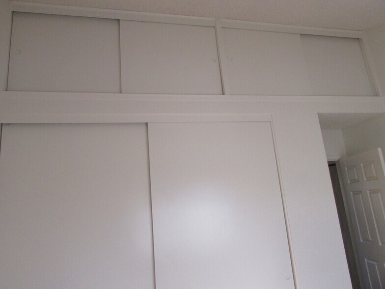 Building Photo - 5271 Bishop St