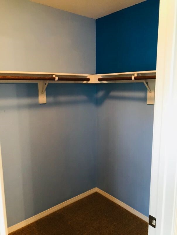 Building Photo - 45611 Basswood Ct