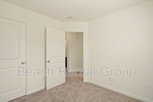 Building Photo - 300 Cherwell ct
