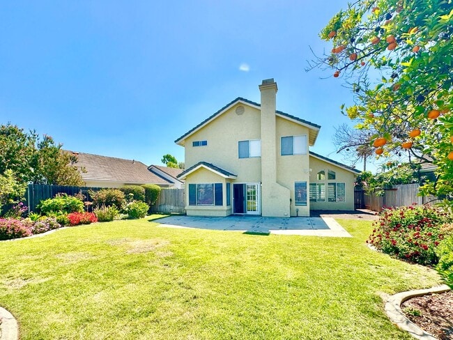 Building Photo - Beautiful Two-Story Home, Guajome Park, Community Pool, San Luis Rey Hiking/Biking Path, Lovely C...