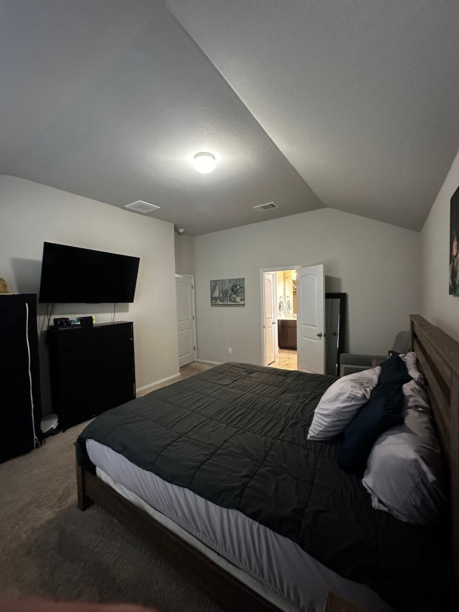 Building Photo - 1212 Flint Knapper Dr
