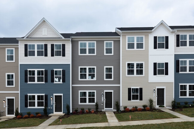 Building Photo - 411 18th Ave