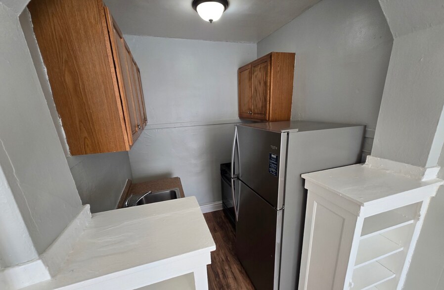 Building Photo - 4751 N Monticello Ave