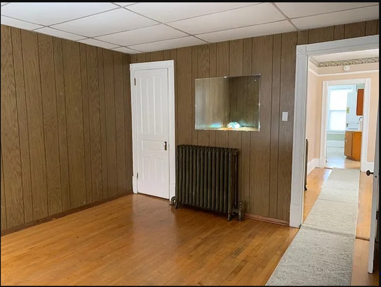 Master Bedroom - 2454 N Pierce St