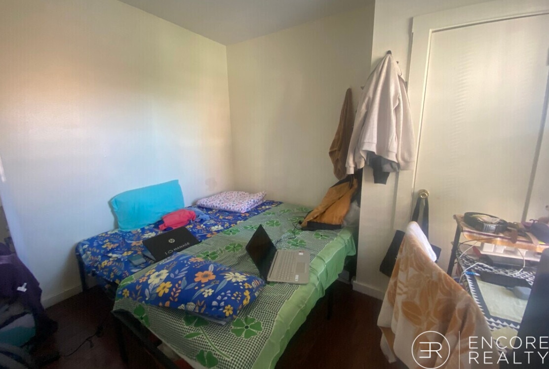 Building Photo - 1451 Tremont St