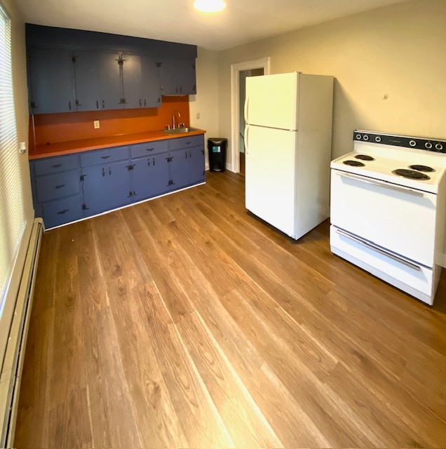 Building Photo - 146 Elm St