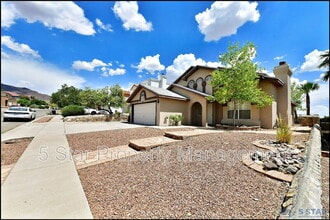 Building Photo - 6372 Franklin Ridge Dr