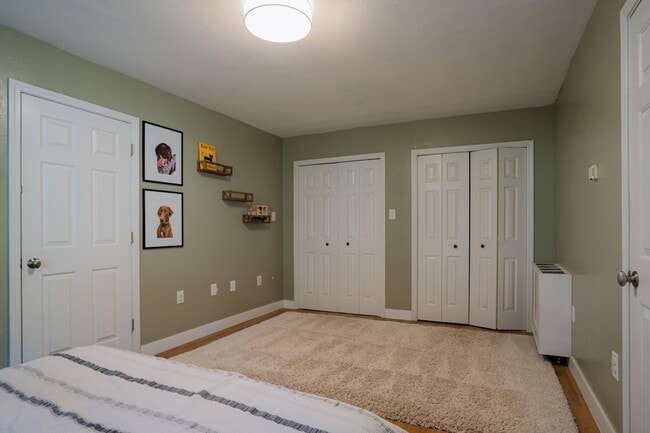Building Photo - Three Bedroom House in Lynnewood