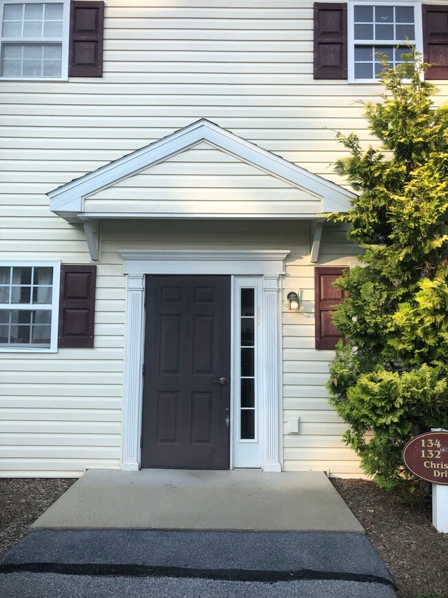 Primary Photo - Beautiful Laurel Springs Home For Rent