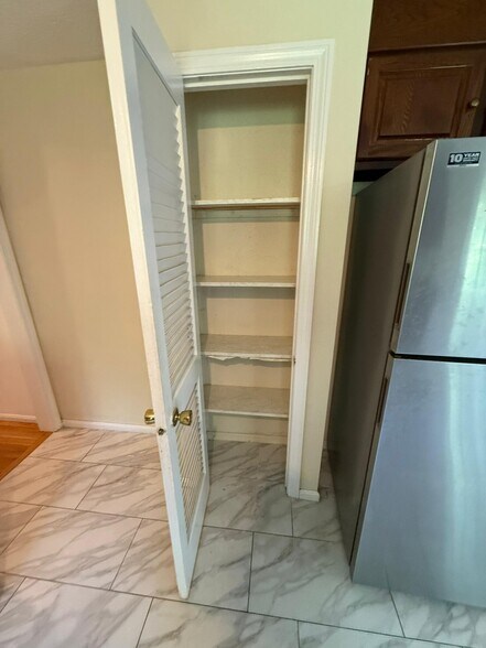 Building Photo - 5 Freeman Cir