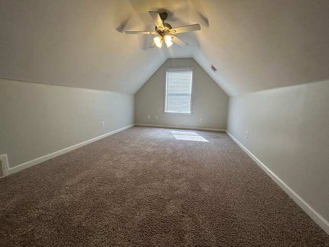 Building Photo - Gorgeous Harbor Island home! Includes all ...