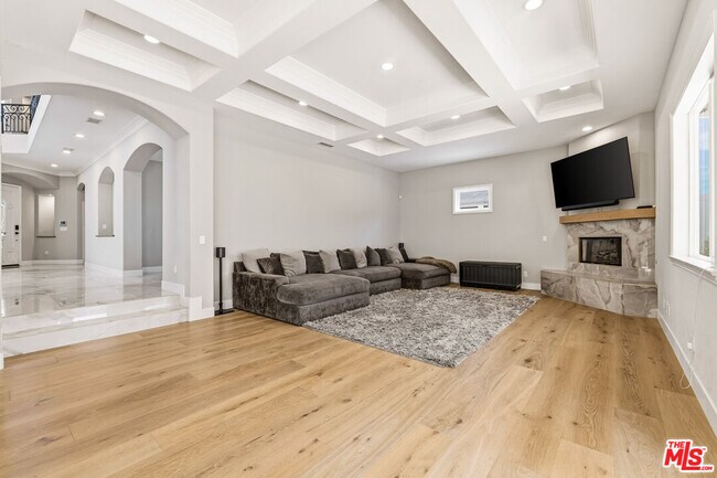 Building Photo - 1832 11th St