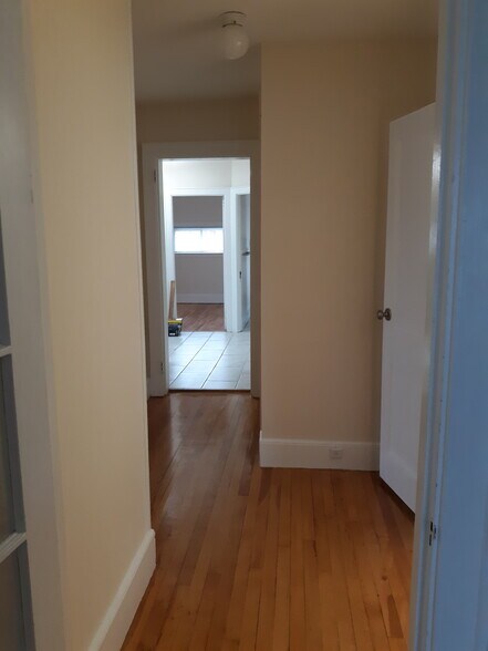 Building Photo - 160 Ocean Ave