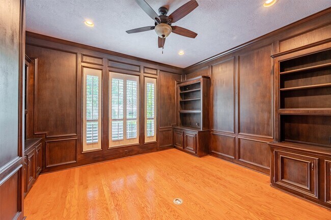 Building Photo - 11826 Primwood Dr