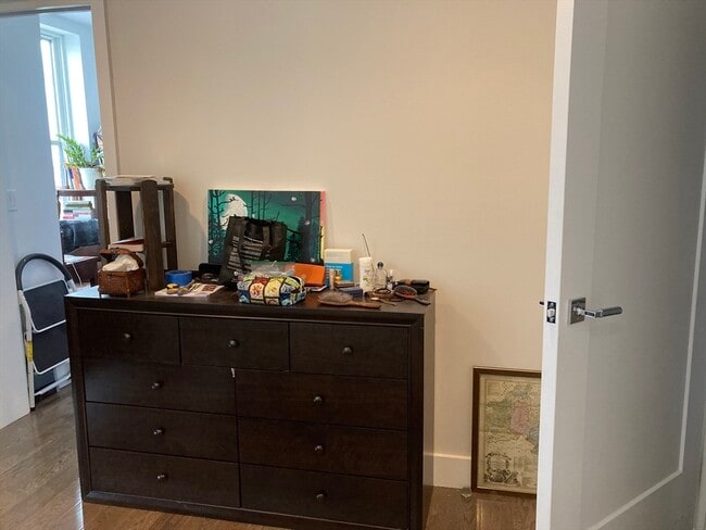 Building Photo - 434 McGrath Hwy