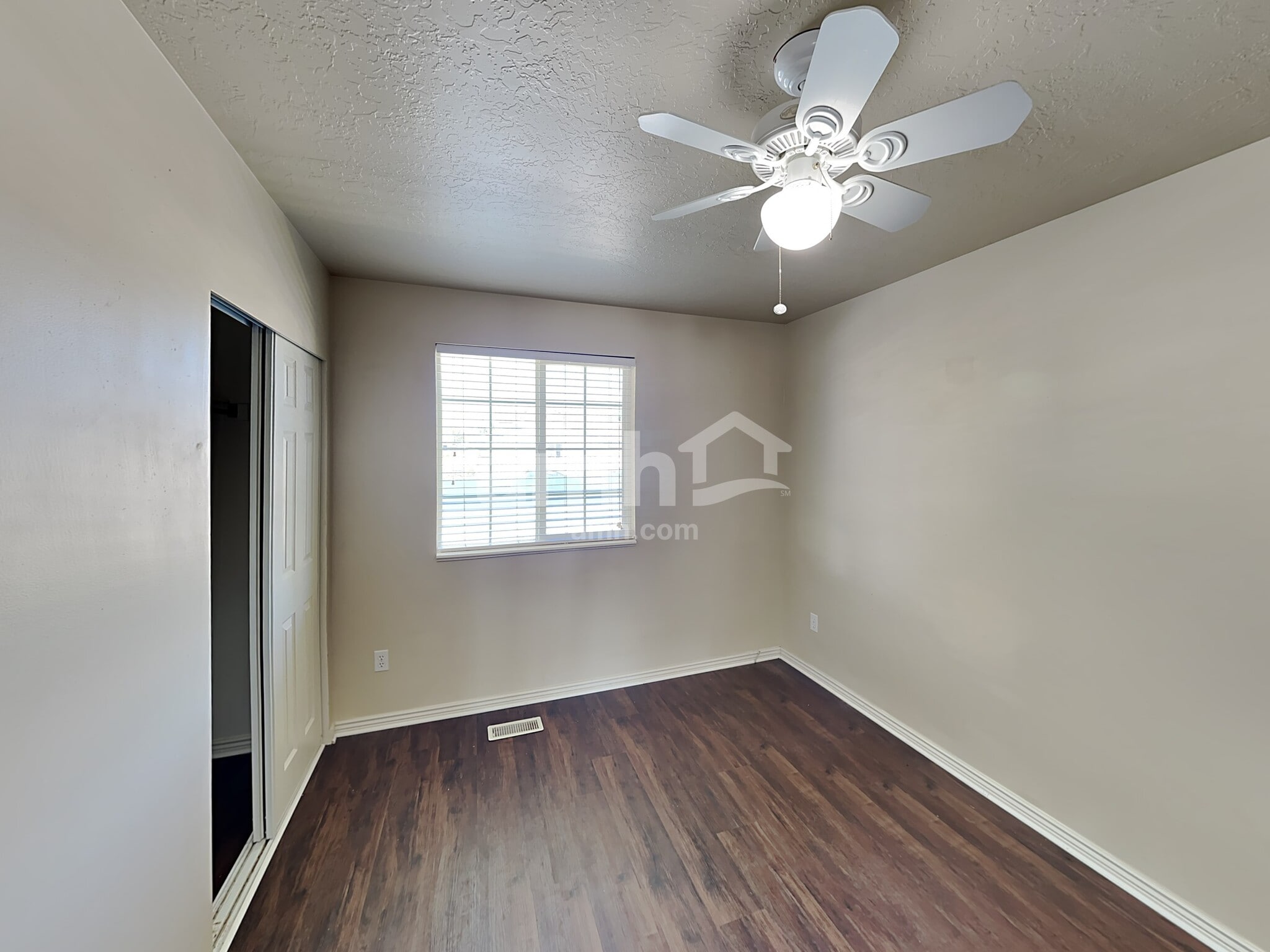 Building Photo - 1667 N 250 W