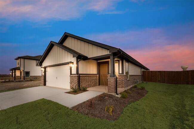 Building Photo - 1444 Twin Frks Dr