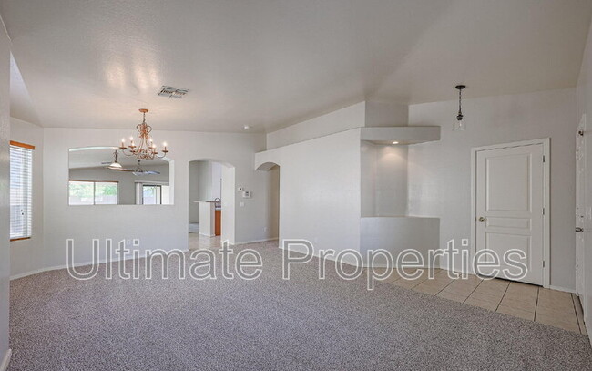 Building Photo - 11698 N 153rd Ave