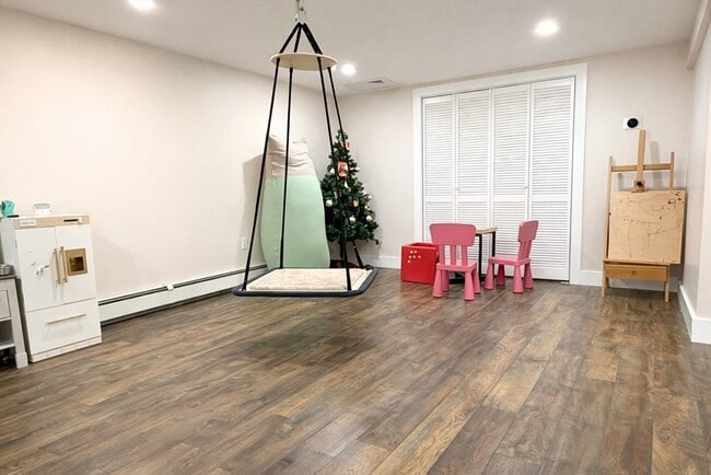 Building Photo - 188 South St